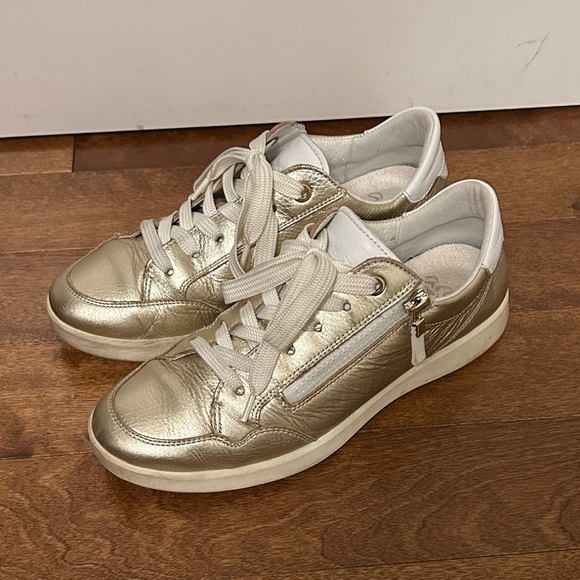 HOST PICK! 🎉Ara Gold High Soft Women's Side Zip Sneakers, size 7 - Picture 1 of 6